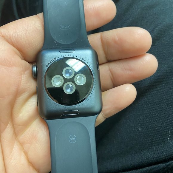APPLE WATCH SERIES 3 GPS & CELL 38MM - Picture 5 of 5